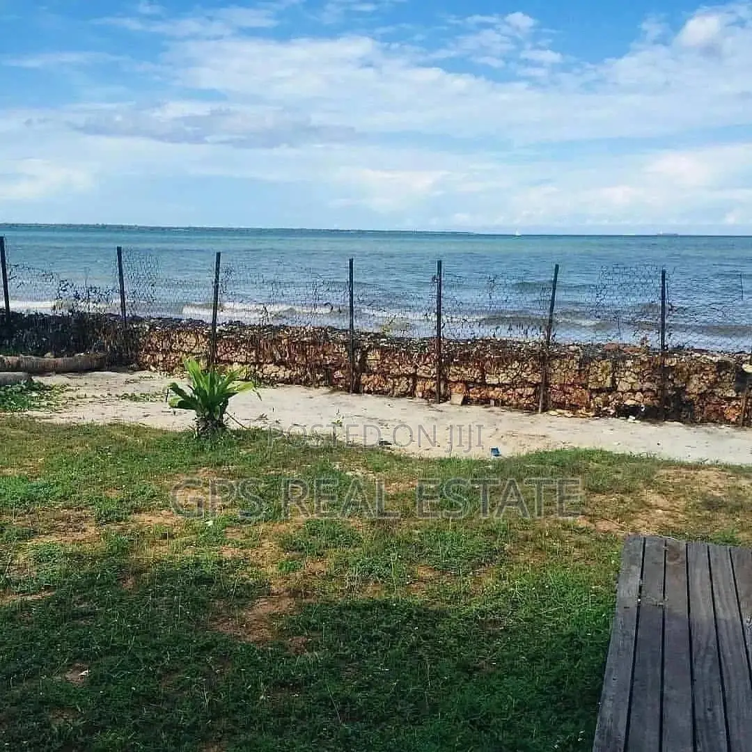 600mil ( Beach Plot for Sale ) .# in Kinondoni