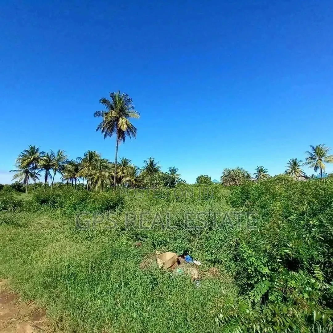 85mil ( Plot for Sale At in Kigamboni