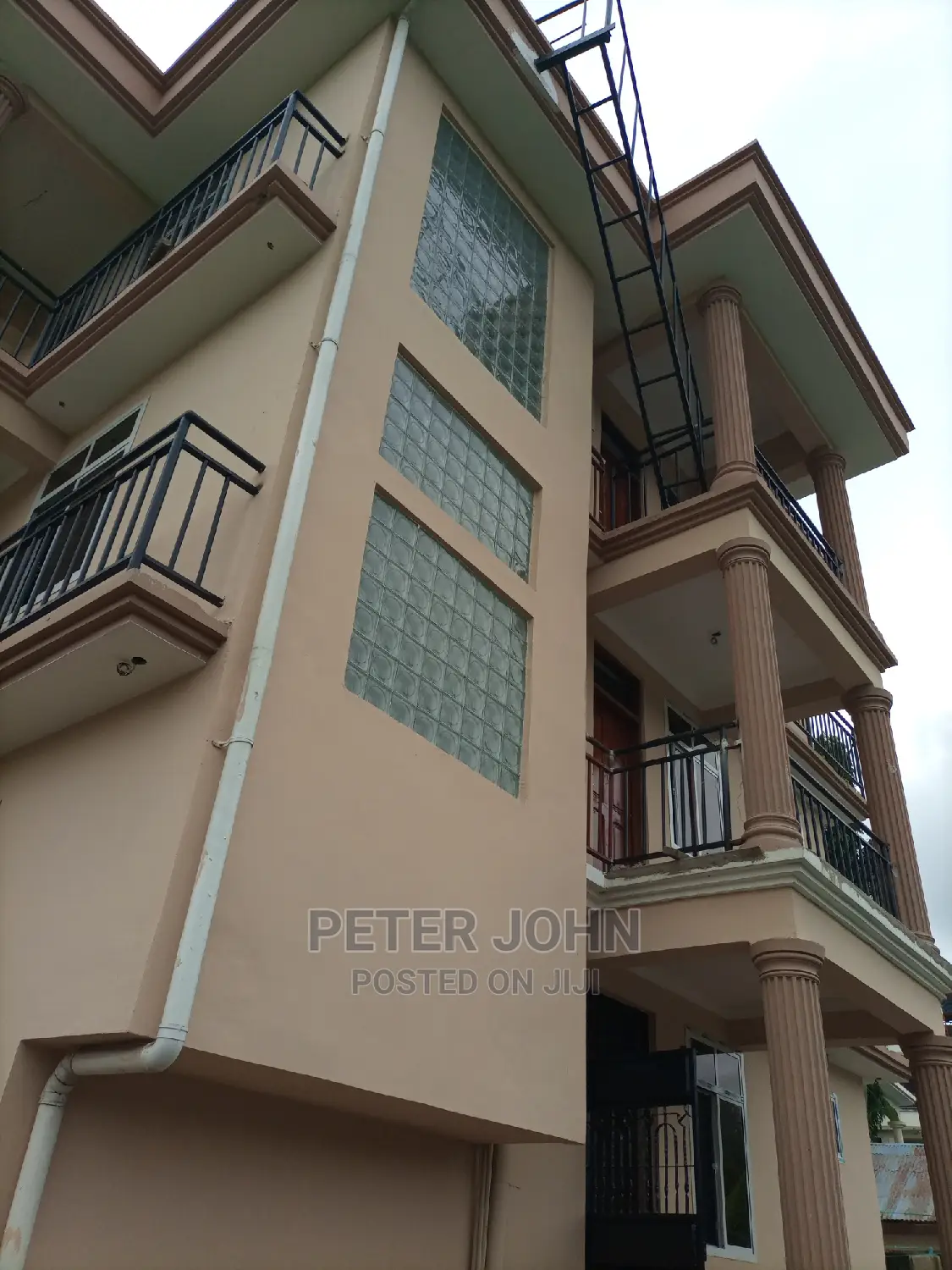 2bedrooms,Livingroom,Kitchen,Master Publi Toilet's in Kinondoni