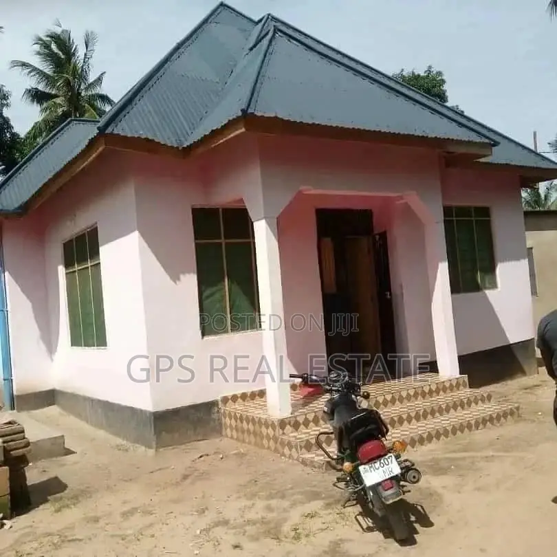 House For Sale In Kigamboni  in Kinondoni