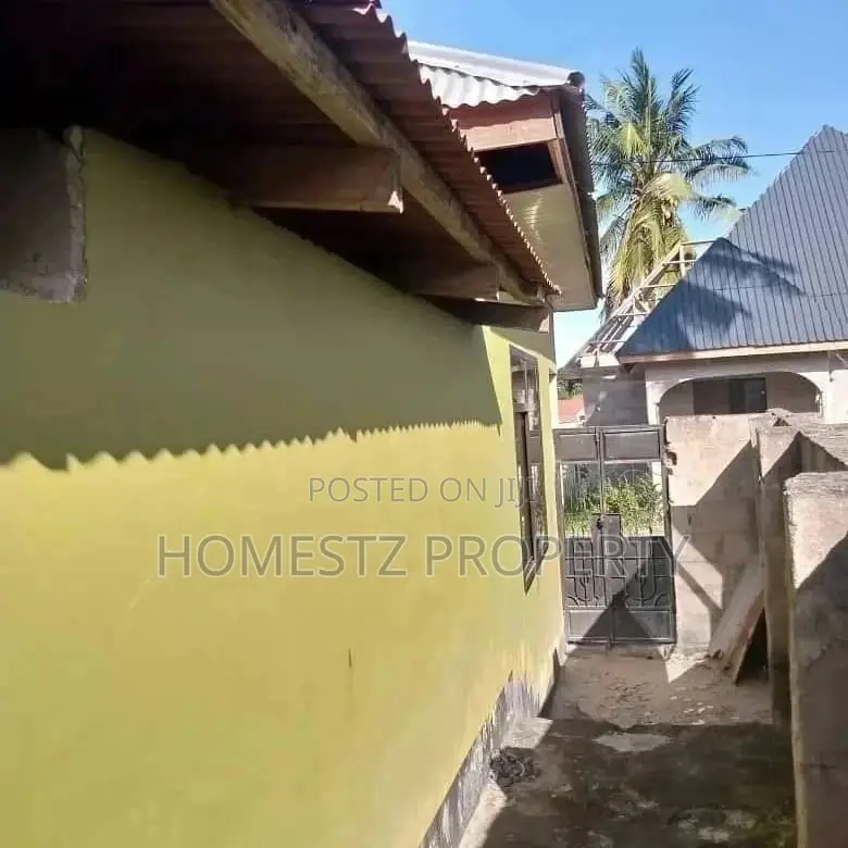 2 Bedrooms House for Sale in Evans Mansah, Ilala in Ilala