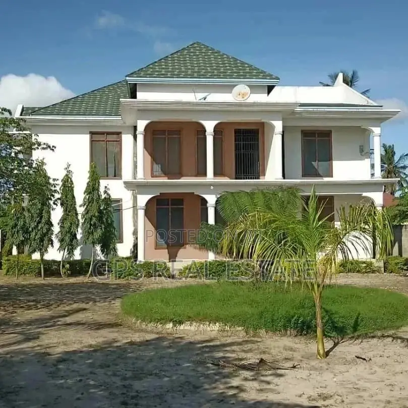 6 Bedrooms House for Sale in Evans Mansah, Kigamboni in Kigamboni