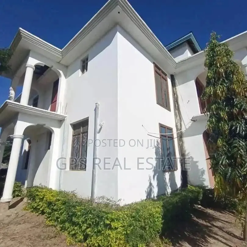 6 Bedrooms House for Sale in Evans Mansah, Kigamboni in Kigamboni