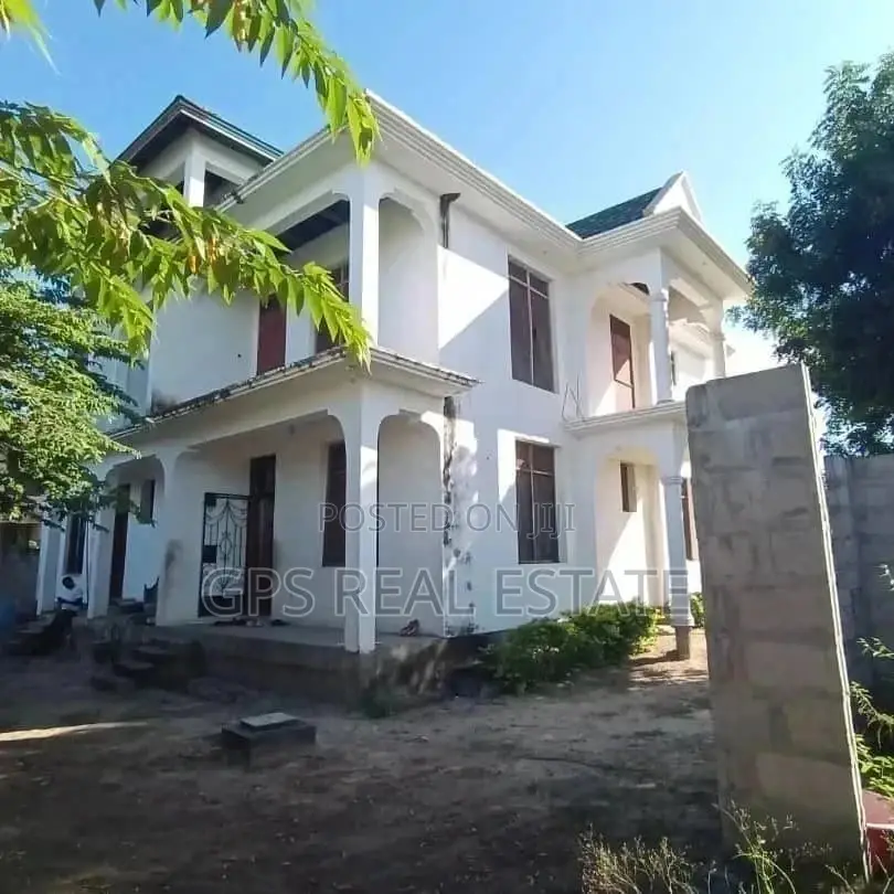 6 Bedrooms House for Sale in Evans Mansah, Kigamboni in Kigamboni