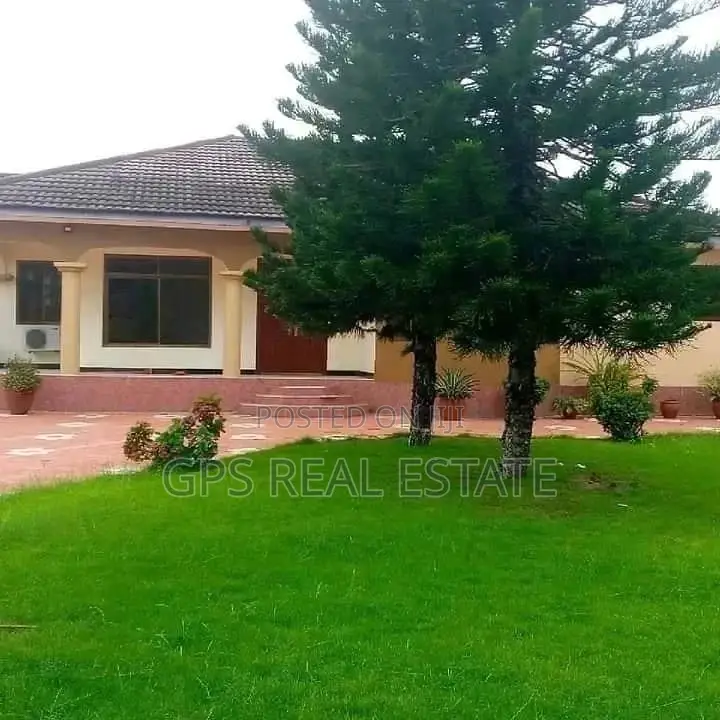 5 Bedrooms House for Sale in Evans Mansa, Kinondoni in Kinondoni