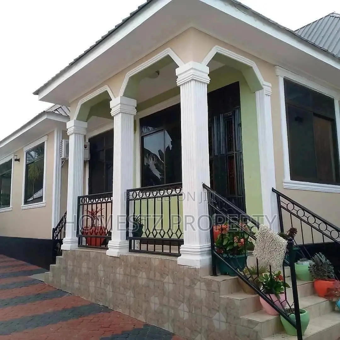 130mil ( House for Sale at Tegeta Mivumoni) in Kinondoni
