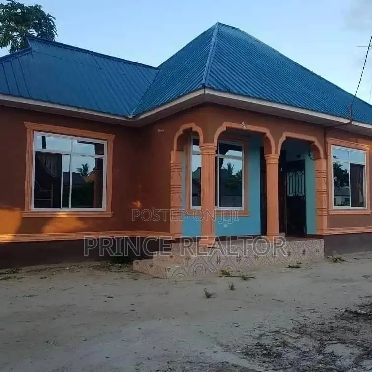 150mil House for Sale in Kinondoni
