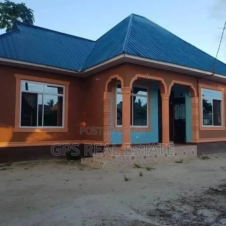 150mil House for Sale in Kinondoni