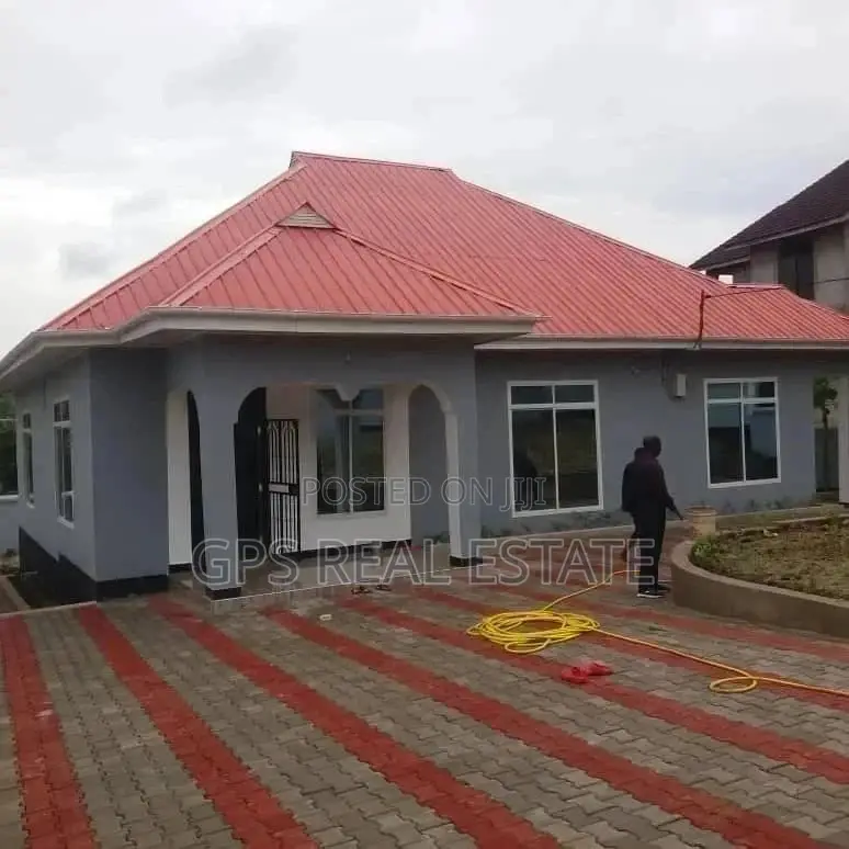 3bdrm House in Evans Mansa, Kinondoni for Sale in Kinondoni