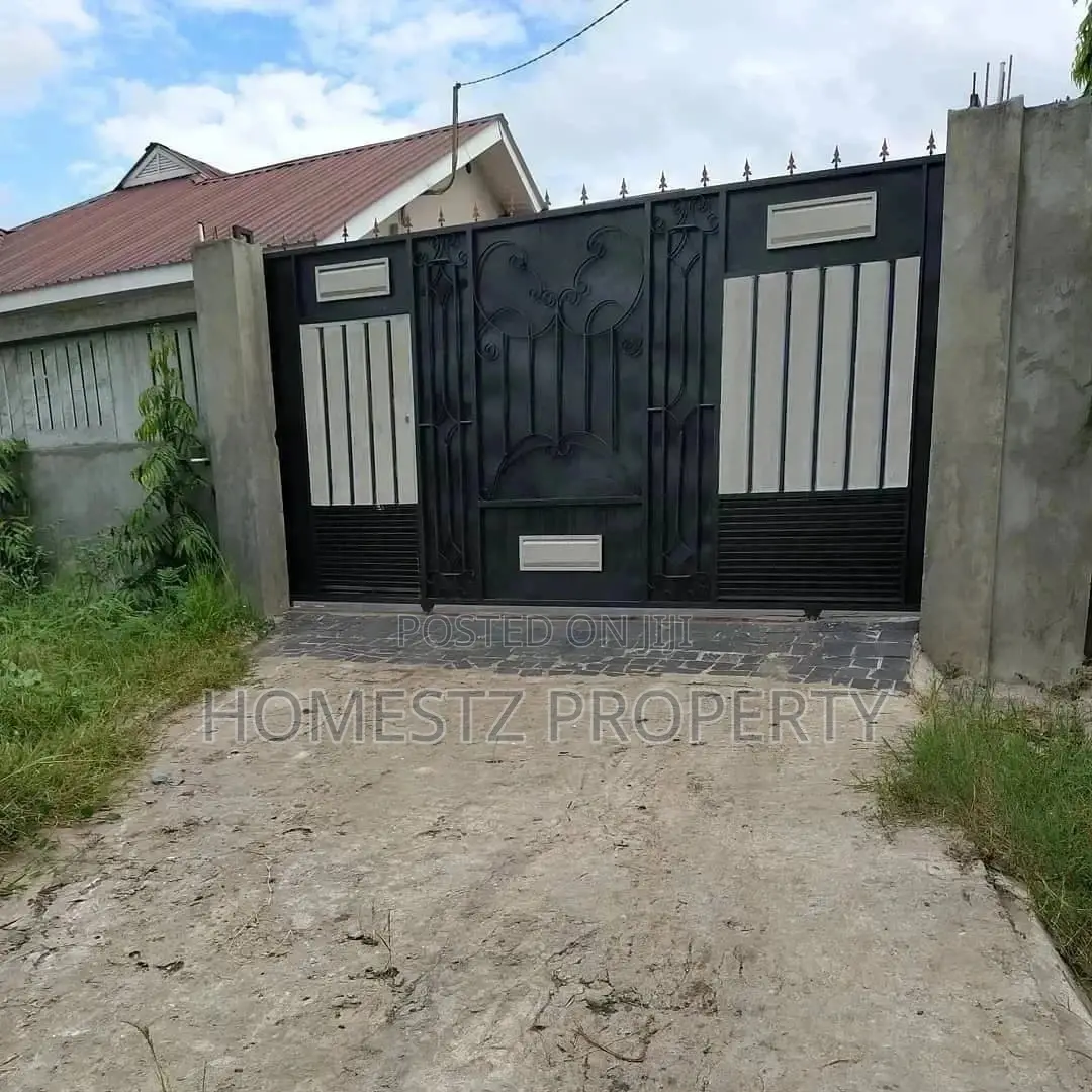 3bdrm House in Evans Mansah, Kinondoni for Sale in Kinondoni