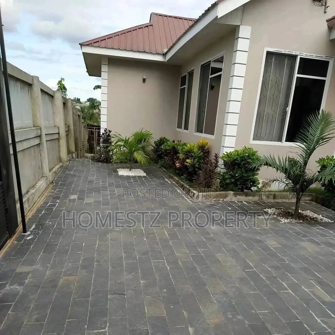 3bdrm House in Evans Mansah, Kinondoni for Sale in Kinondoni
