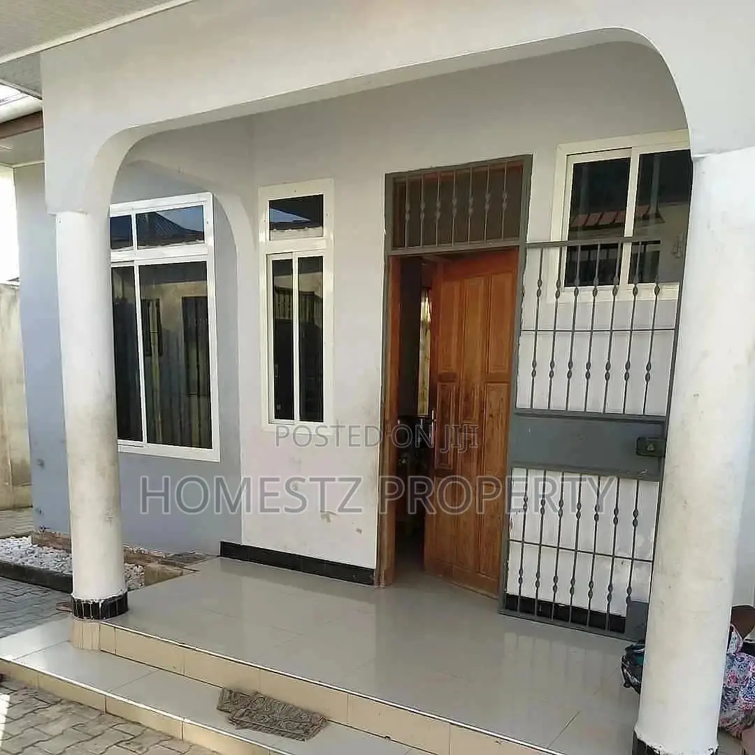 3bdrm House in Evans Mansah, Kinondoni for Sale in Kinondoni