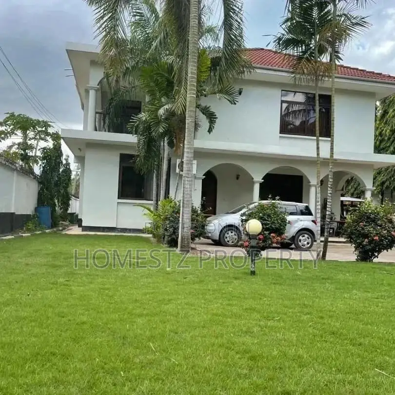 4bdrm House in Evans Mansah, Kinondoni for Sale in Kinondoni