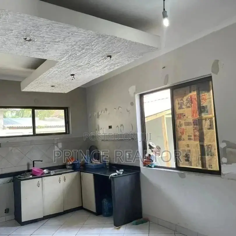 3bdrm House in Evans Mansah, Kinondoni for Sale in Kinondoni