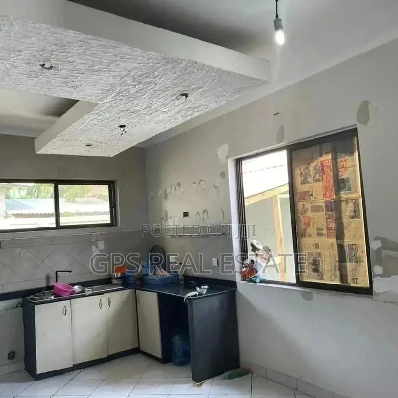 3bdrm House in Evans Mansah, Kinondoni for Sale in Kinondoni