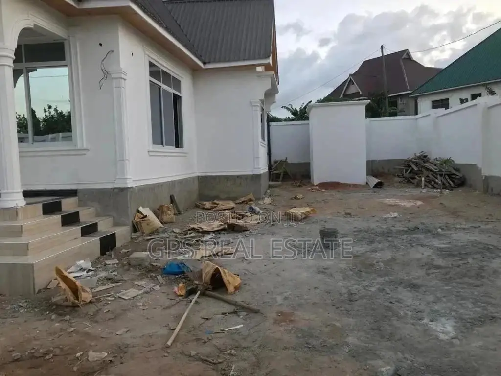 4bdrm House in Evans Mansah, Temeke for Sale in Temeke