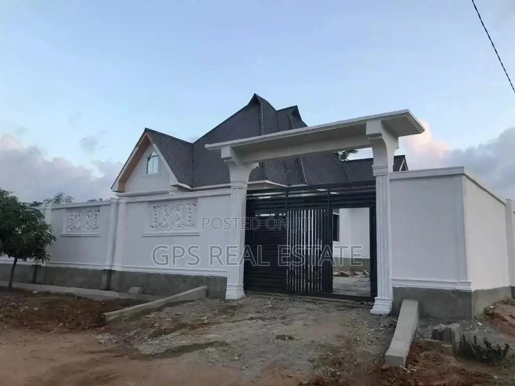 4bdrm House in Evans Mansah, Temeke for Sale in Temeke