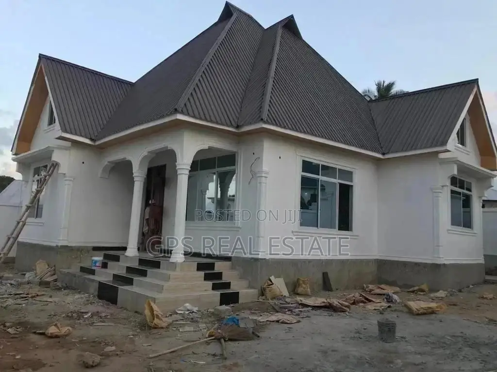 4bdrm House in Evans Mansah, Temeke for Sale in Temeke