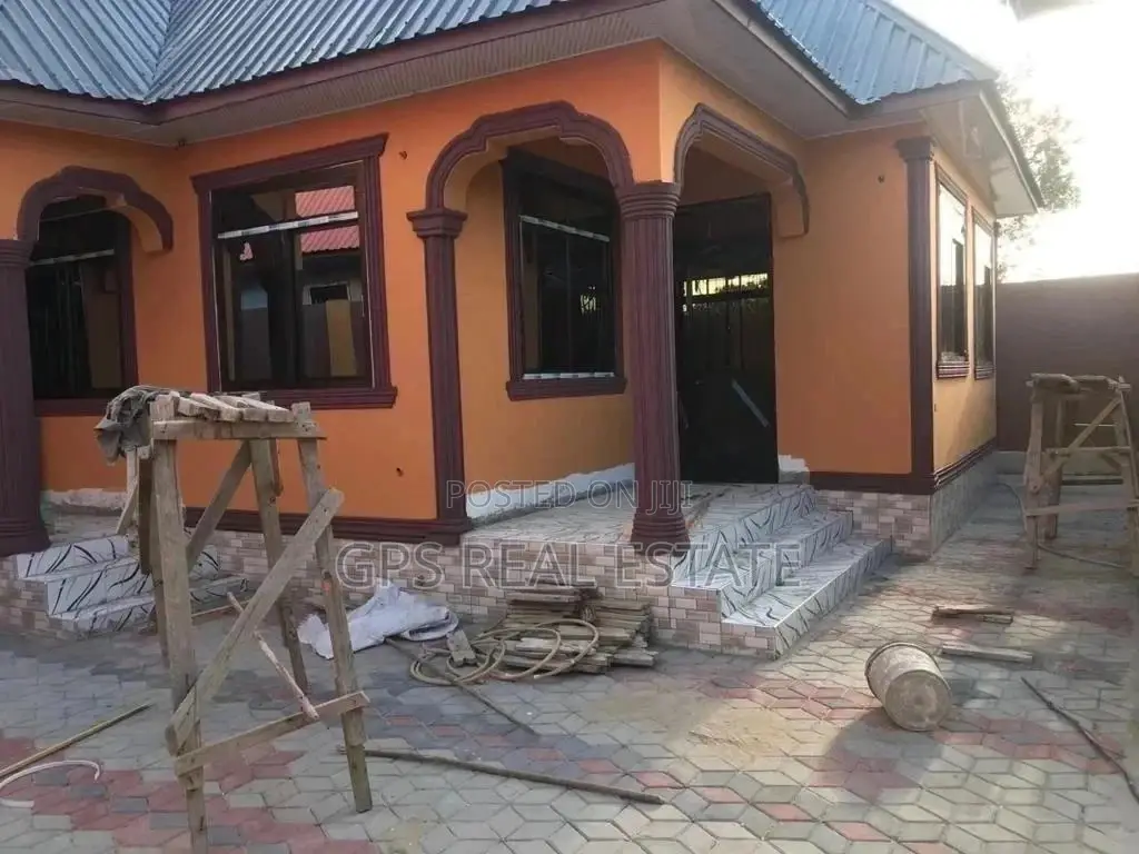 4bdrm House in Evans Mansah, Temeke for Sale in Temeke