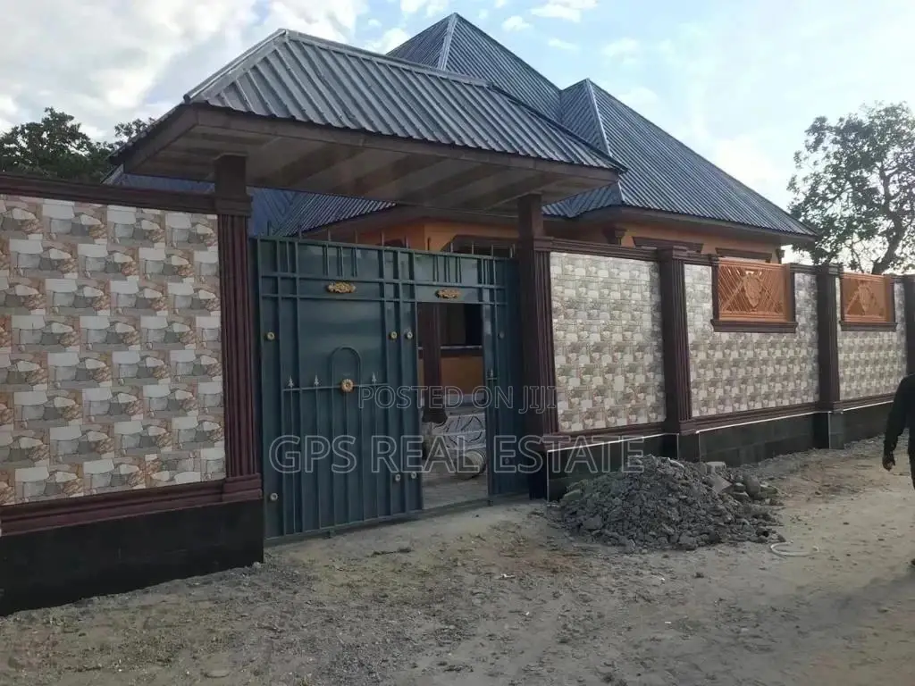 4bdrm House in Evans Mansah, Temeke for Sale in Temeke
