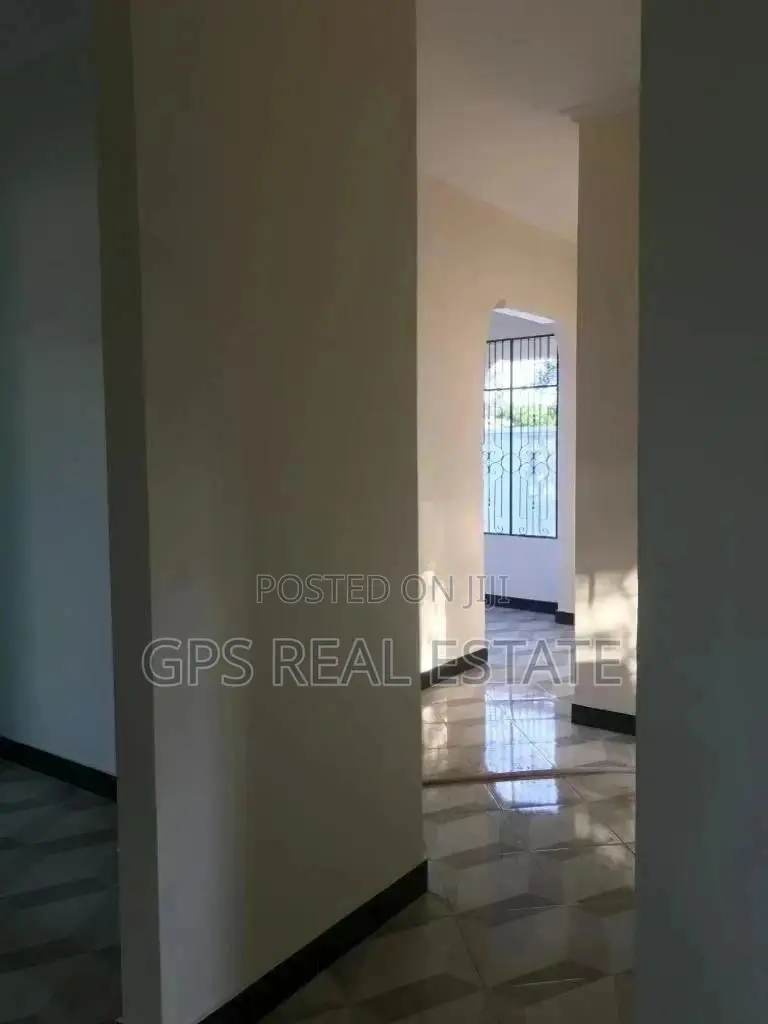 3bdrm House in Evans Mansah, Temeke for Sale in Temeke