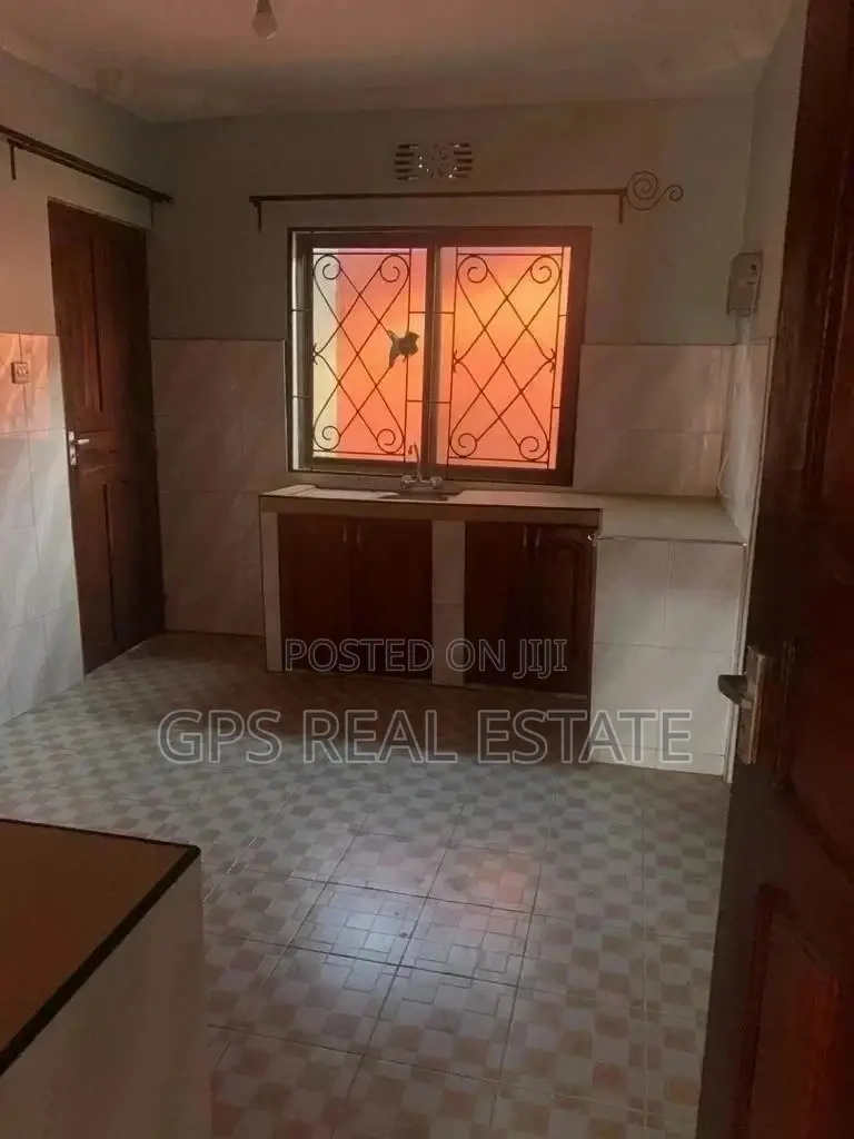 3bdrm House in Evans Mansah, Temeke for Sale in Temeke