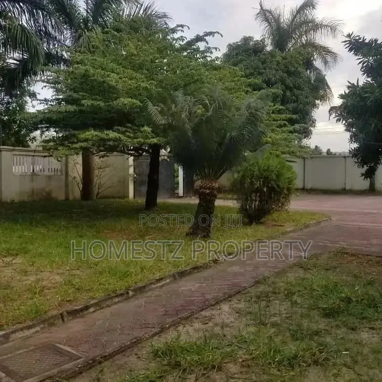 4bdrm House in Evans Mansah, Kinondoni for Sale in Kinondoni