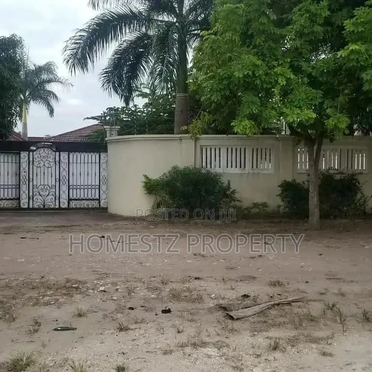4bdrm House in Evans Mansah, Kinondoni for Sale in Kinondoni