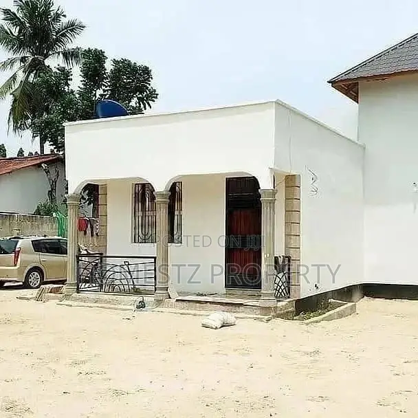 3bdrm House in Evans Mansah, Kinondoni for Sale in Kinondoni