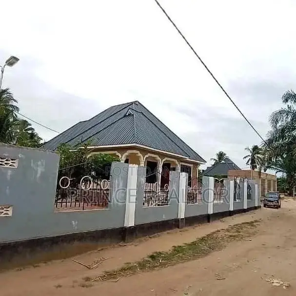 3bdrm House in Evans Mansah, Ilala for Sale in Ilala