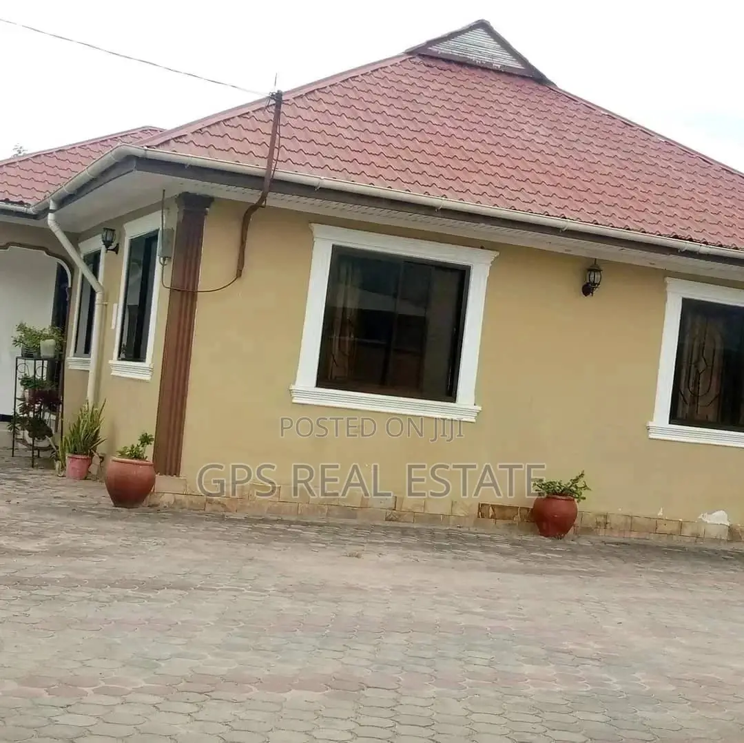 3bdrm House in Evans Mansah, Kinondoni for Sale in Kinondoni