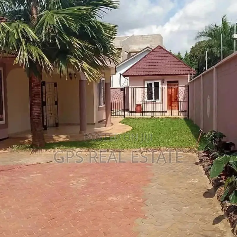 4bdrm House in Evans Mansah, Kinondoni for Sale in Kinondoni