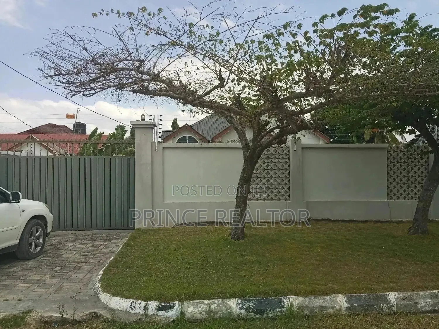 3bdrm House in Evans Mansah, Kinondoni for Sale in Kinondoni