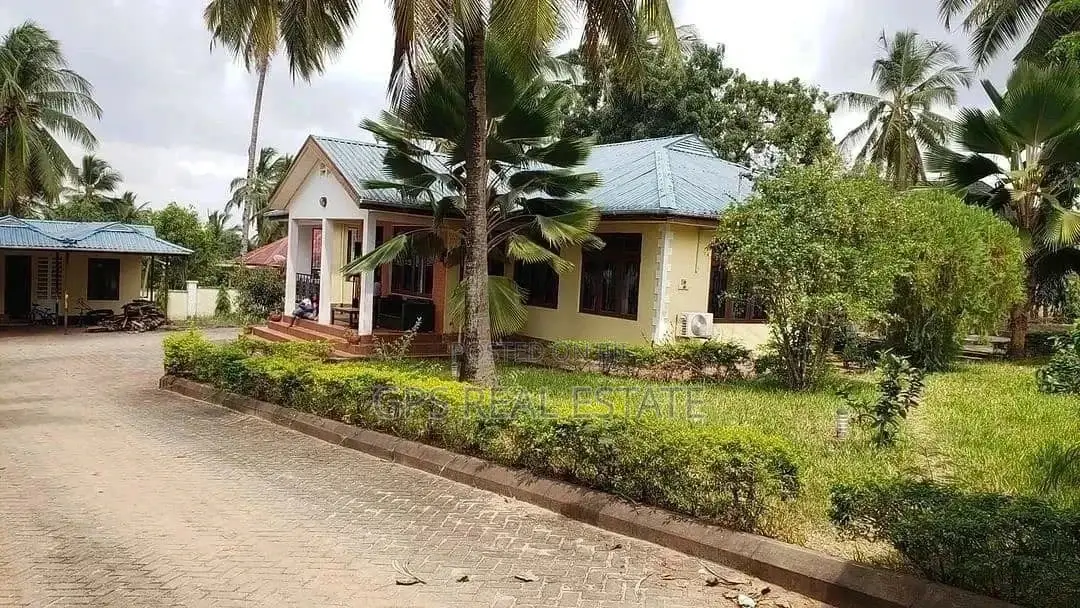 3bdrm House in Evans Mansah, Kinondoni for Sale in Kinondoni