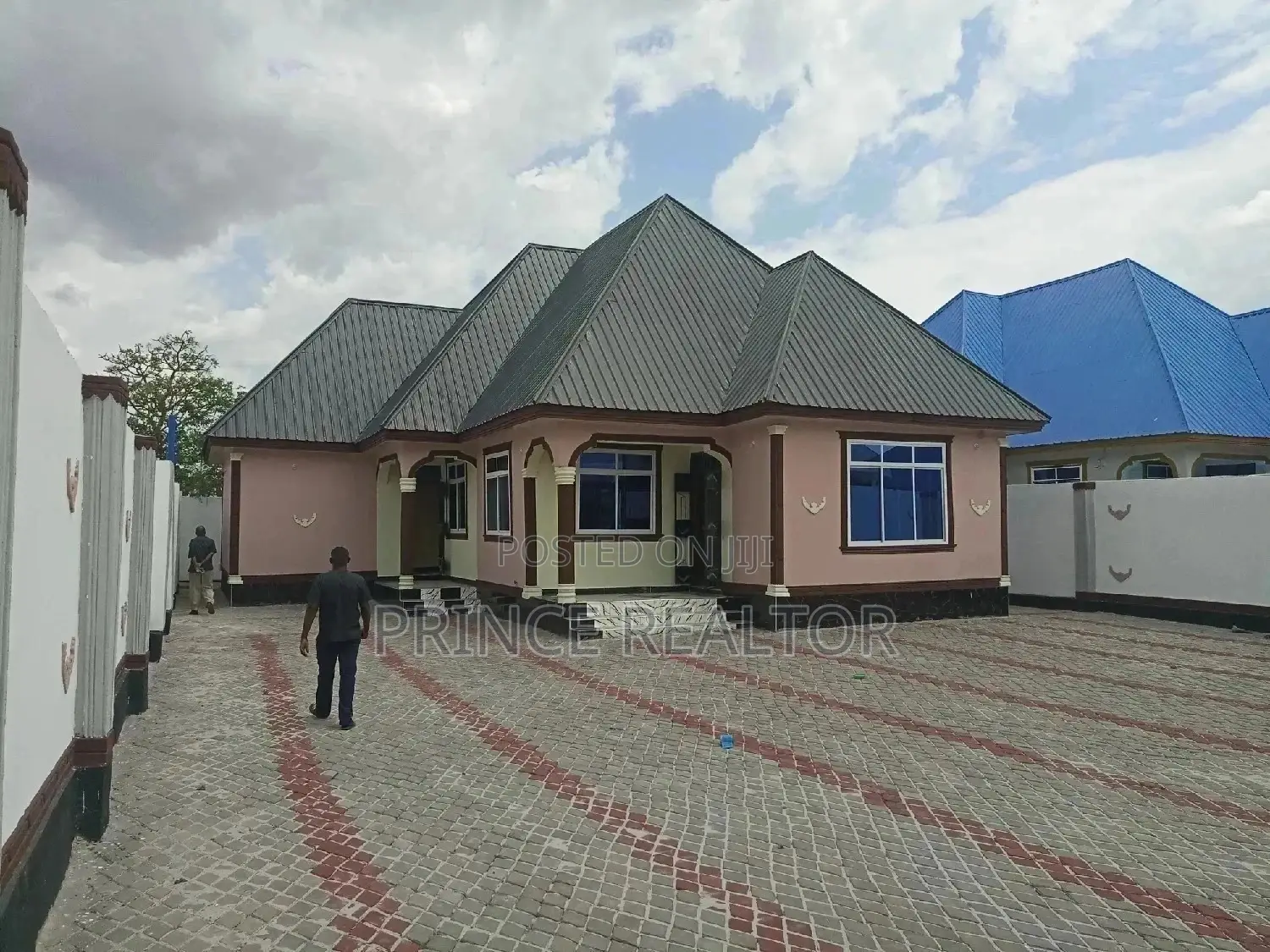 4bdrm House in Evans Mansa, Temeke for Sale in Temeke