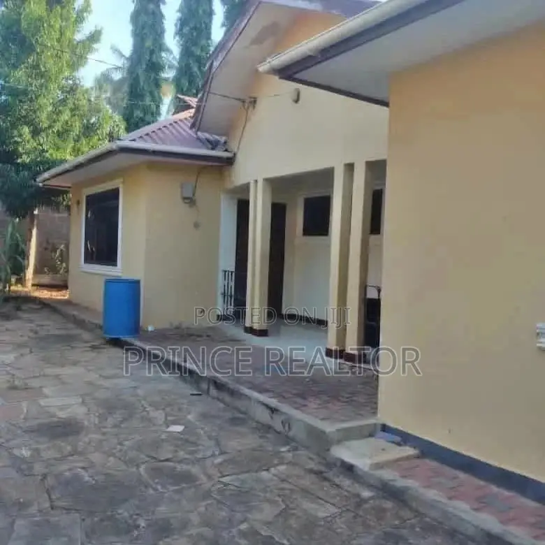 3bdrm House in Evans Mansah, Kigamboni for Sale in Kigamboni