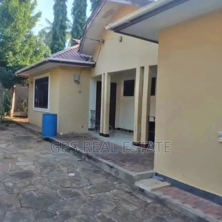 3bdrm House in Evans Mansah, Kigamboni for Sale in Kigamboni