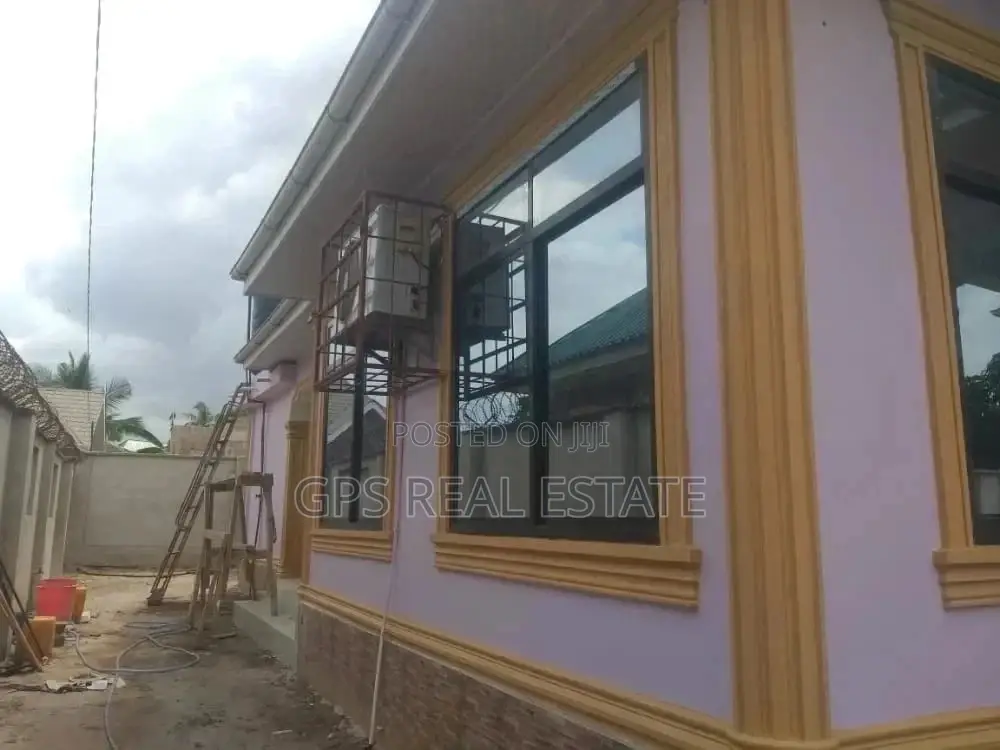 3bdrm House in Evans Mansah, Goba for Sale in Goba