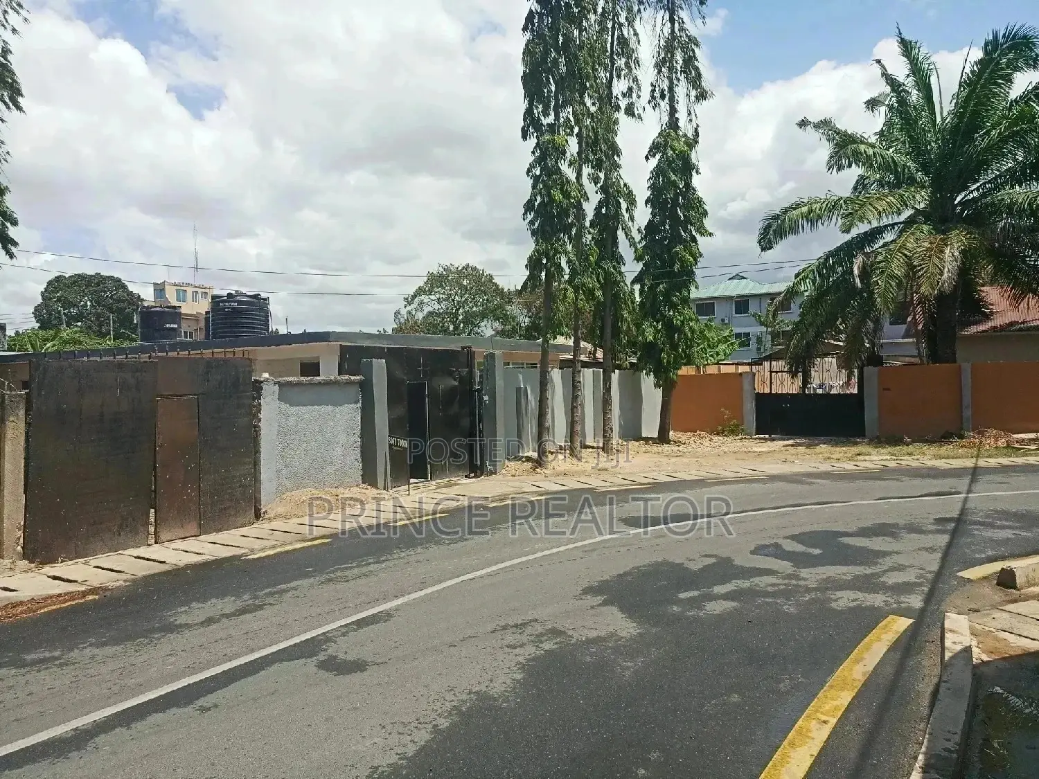 Plot for Sale at Kinondoni Block 41 in Kinondoni