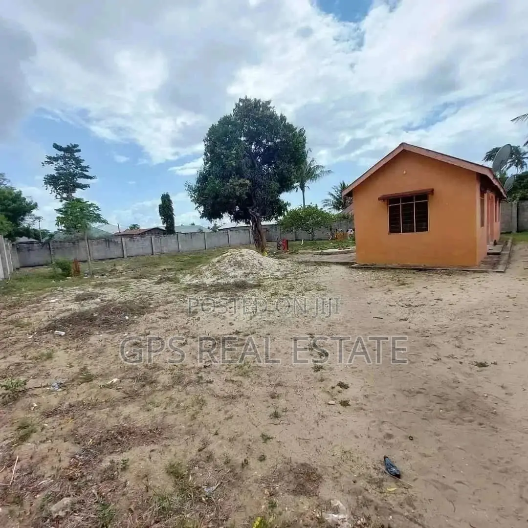 The Plot for Sale at Kisiwani Kigamboni in Kigamboni