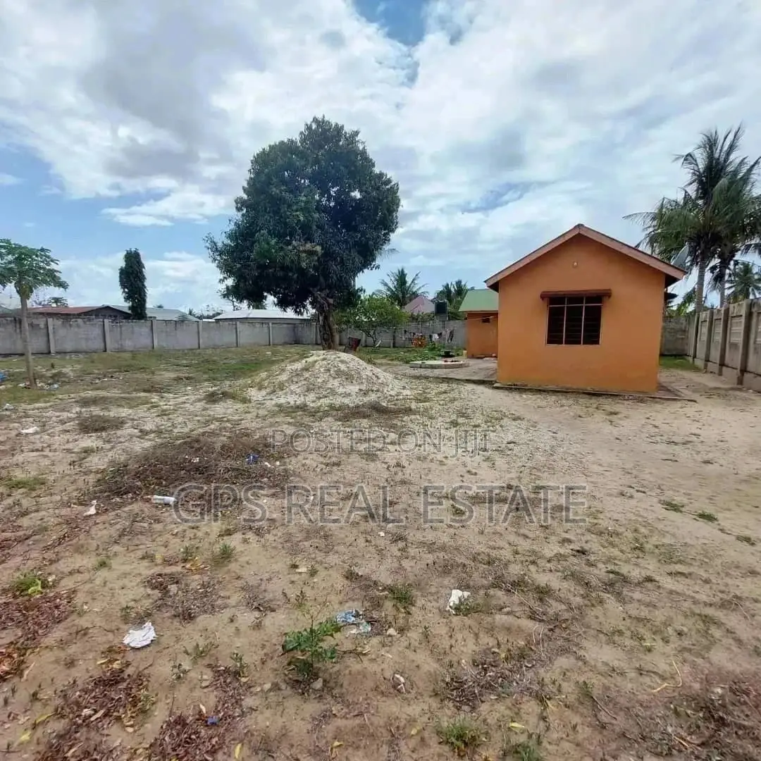 The Plot for Sale at Kisiwani Kigamboni in Kigamboni