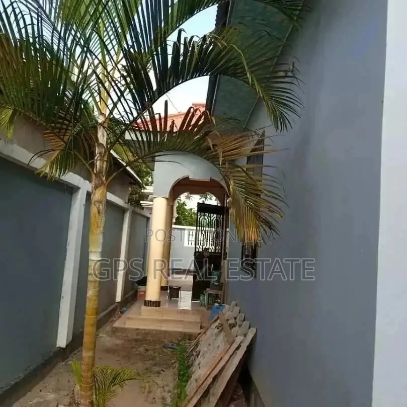 3bdrm House in Evans Mansa, Temeke for Sale in Temeke