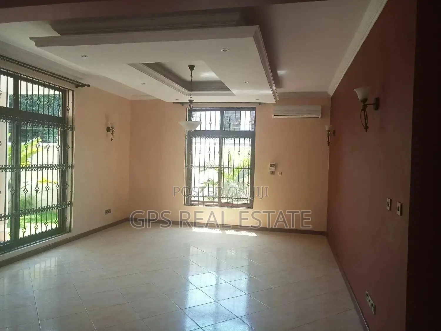 5bdrm Mansion in Evans Mansa, Kinondoni for Sale in Kinondoni