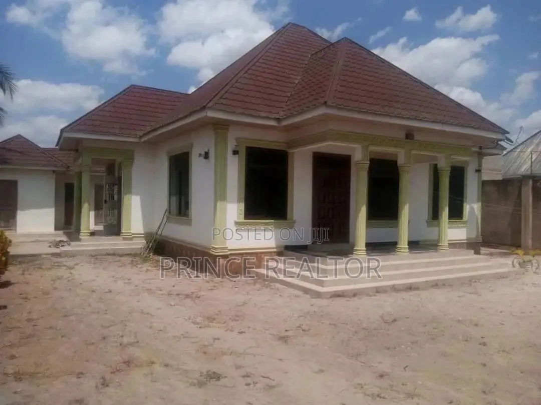 3bdrm House in Peter Slayo, Ilala for Sale in Ilala
