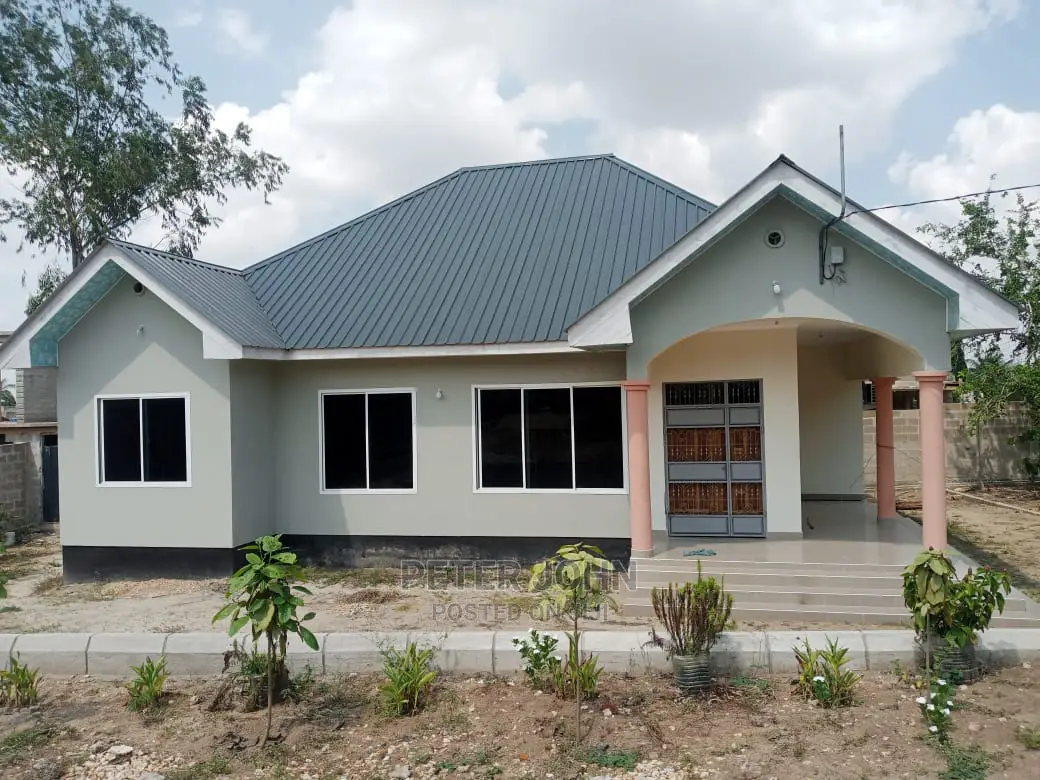 4bdrm House in Bunju for Sale in Bunju