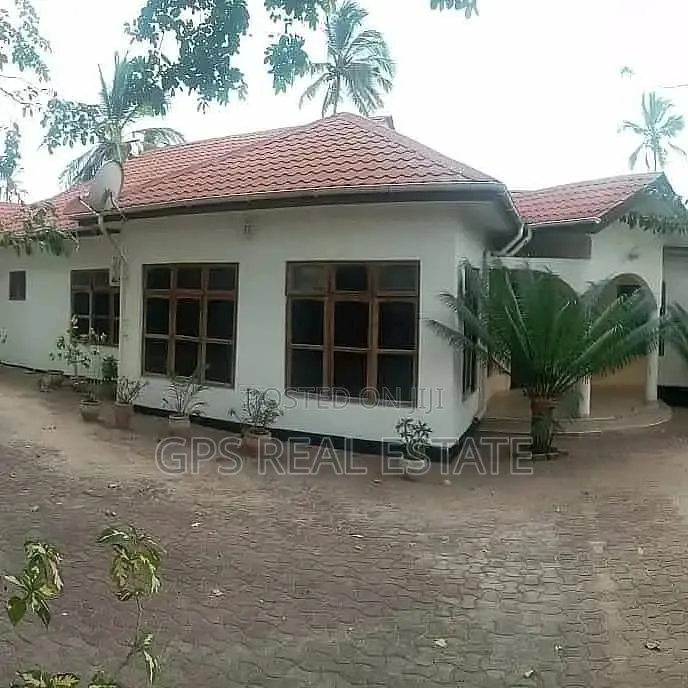 3bdrm House in Mansa Mansa, Ilala for Sale in Ilala