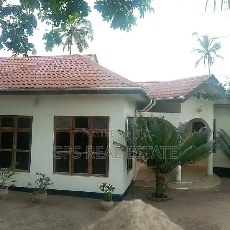 3bdrm House in Mansa Mansa, Ilala for Sale in Ilala