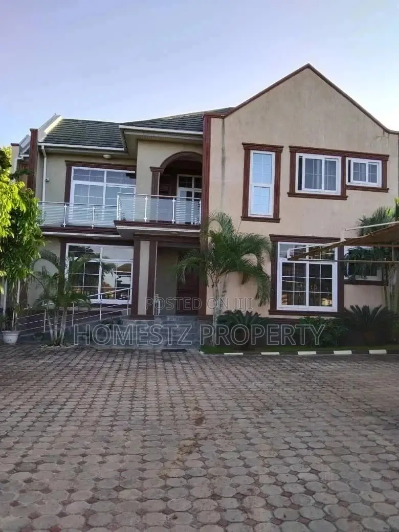 5bdrm House in Mansa Mansa, Kinondoni for Sale in Kinondoni
