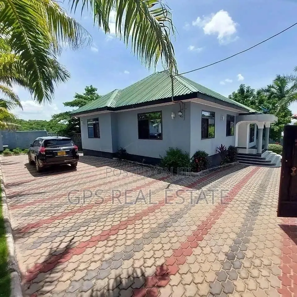 3bdrm House in Rizik Mansa, Kinondoni for Sale in Kinondoni