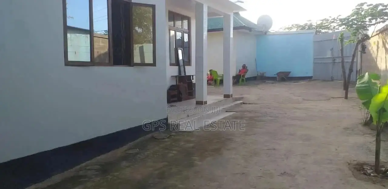 3bdrm House in Evans Mansa, Kinondoni for Sale in Kinondoni